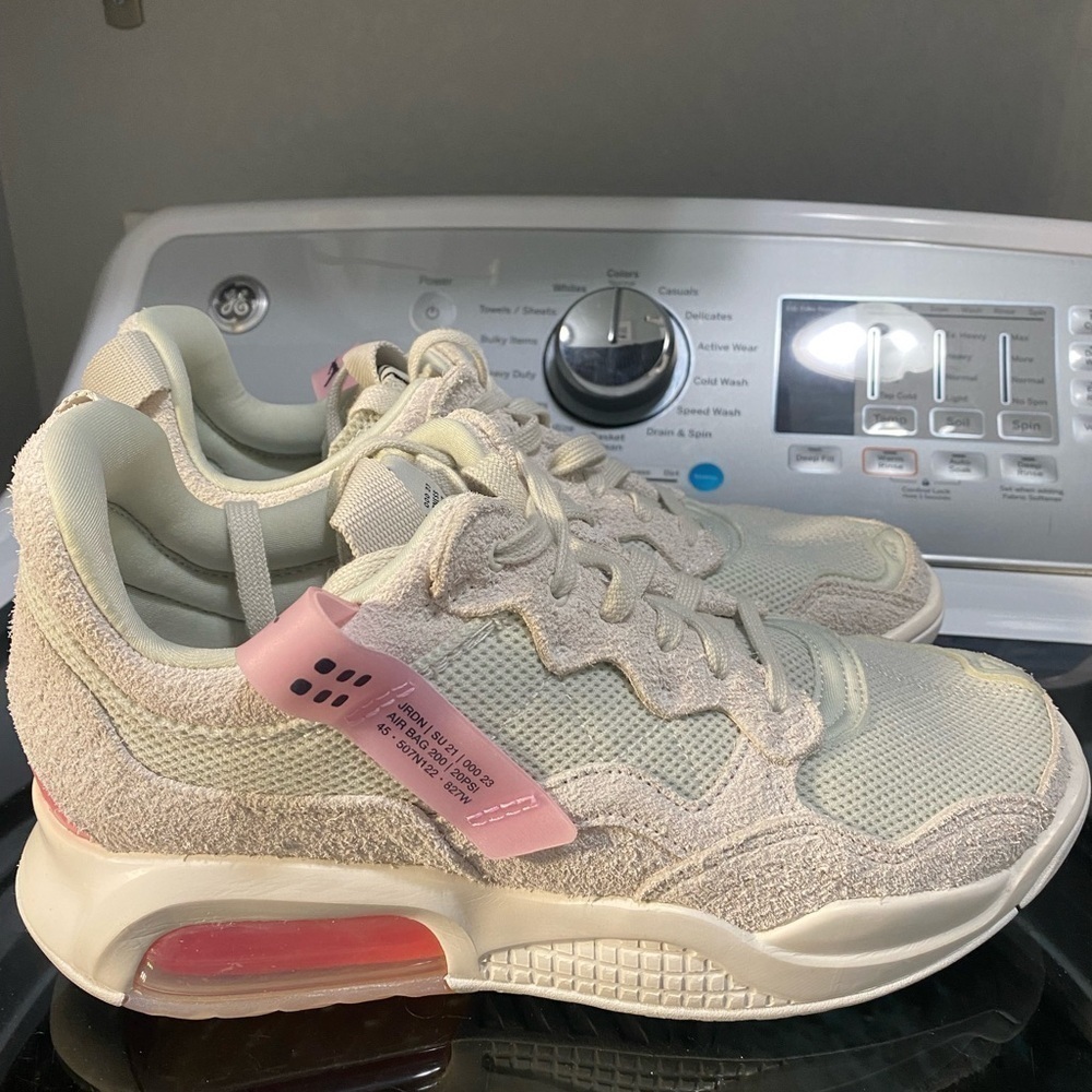 Nike Jordan MA2 Bone Suede (Women's) - Picture 9 of 12